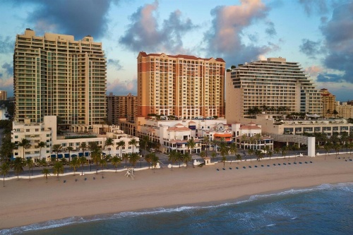 Marriott's BeachPlace Towers image 11